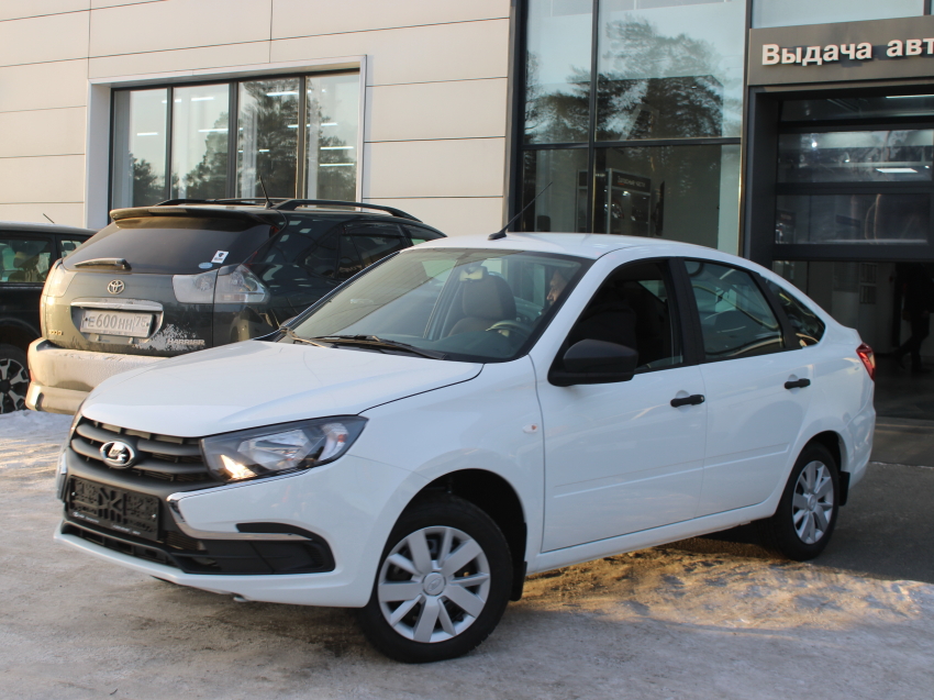 Отделение СФР по Забайкальскому краю обеспечило 9 жителей региона, которые ранее пострадали на производстве, новыми автомобилями